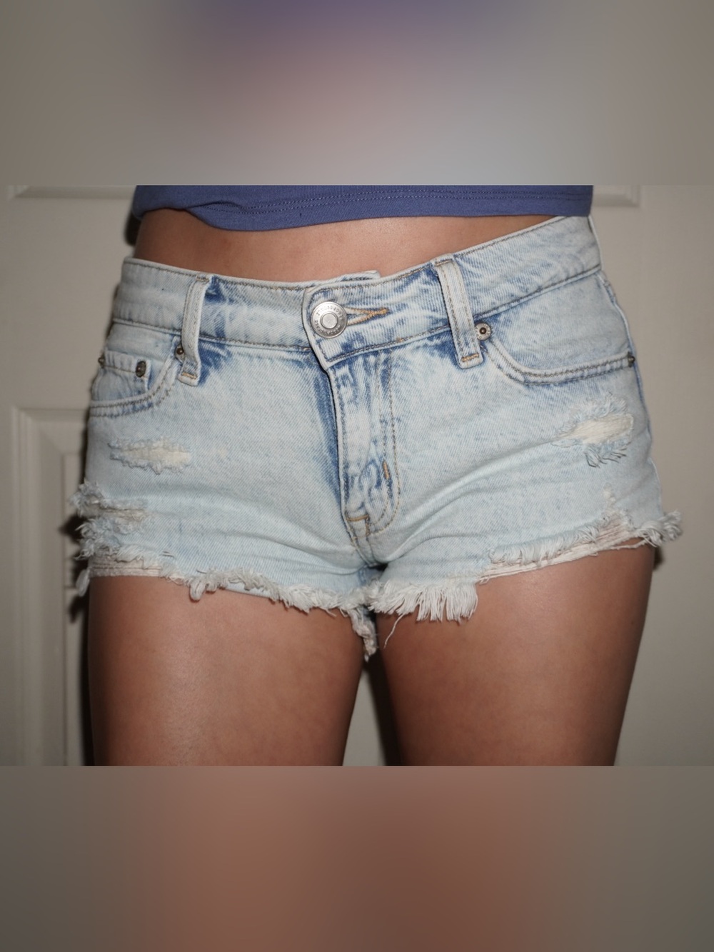 Aeropostale distressed shorts low rise 000 fits as a 0